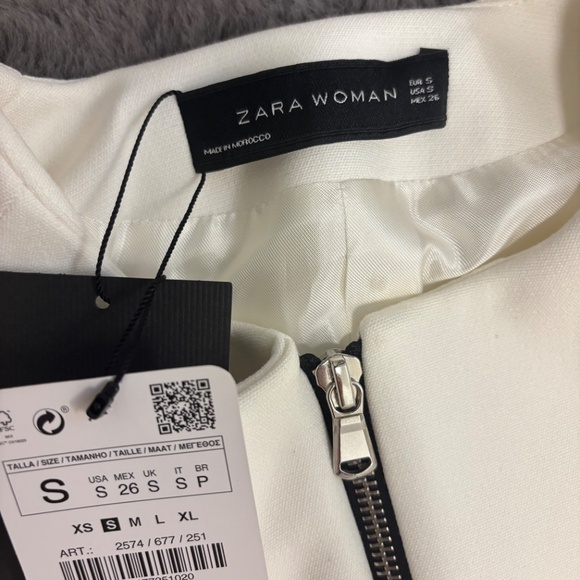 Zara S formal coat - Picture 2 of 3